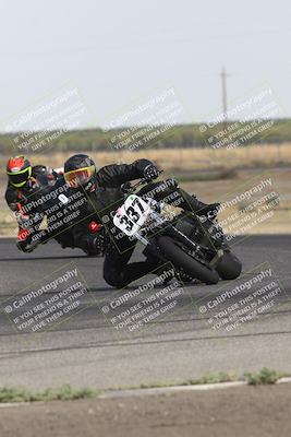 media/Sep-07-2024-Pacific Track Time (Sat) [[9bb89f5e83]]/A group/Phone Wall Paper 1000am/